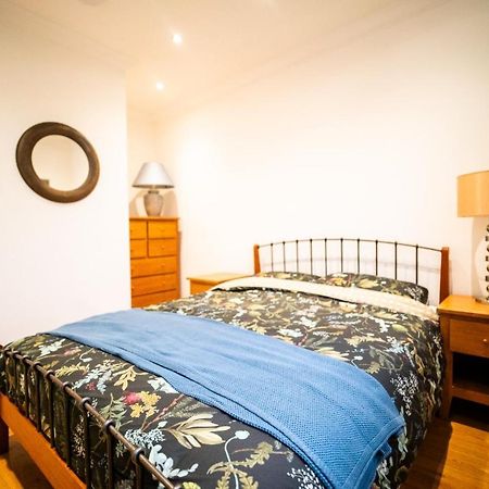 Stay With Serena Homes , One Bedroom Apartment Purley Exterior foto