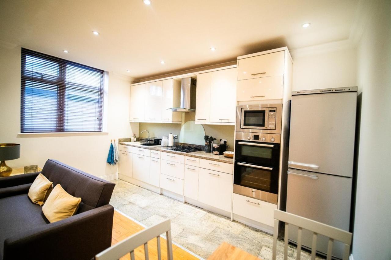 Stay With Serena Homes , One Bedroom Apartment Purley Exterior foto