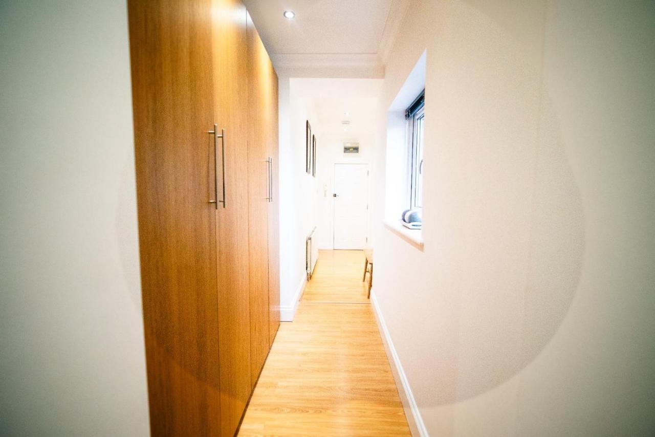 Stay With Serena Homes , One Bedroom Apartment Purley Exterior foto